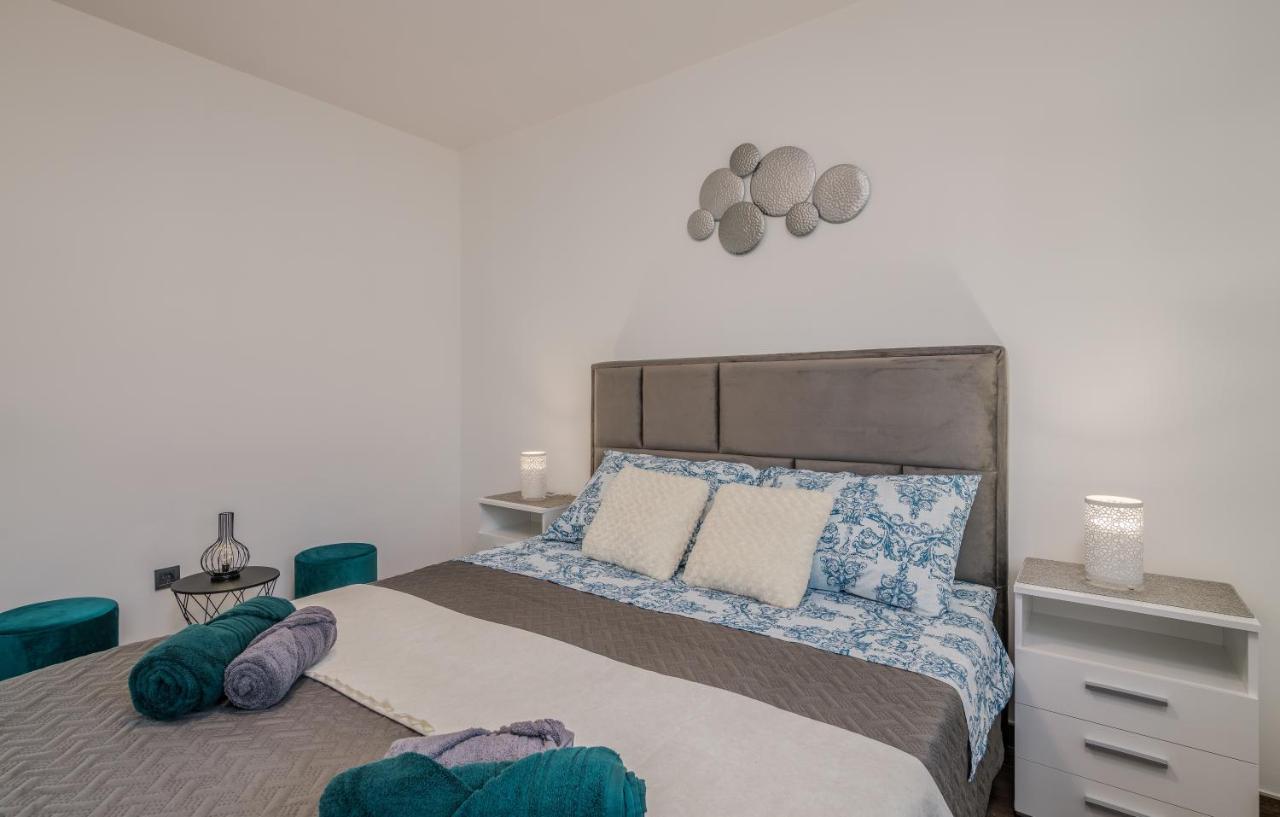 Apartman Luxury Lure Krk Town Exterior photo