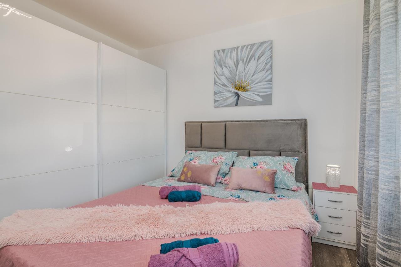 Apartman Luxury Lure Krk Town Exterior photo